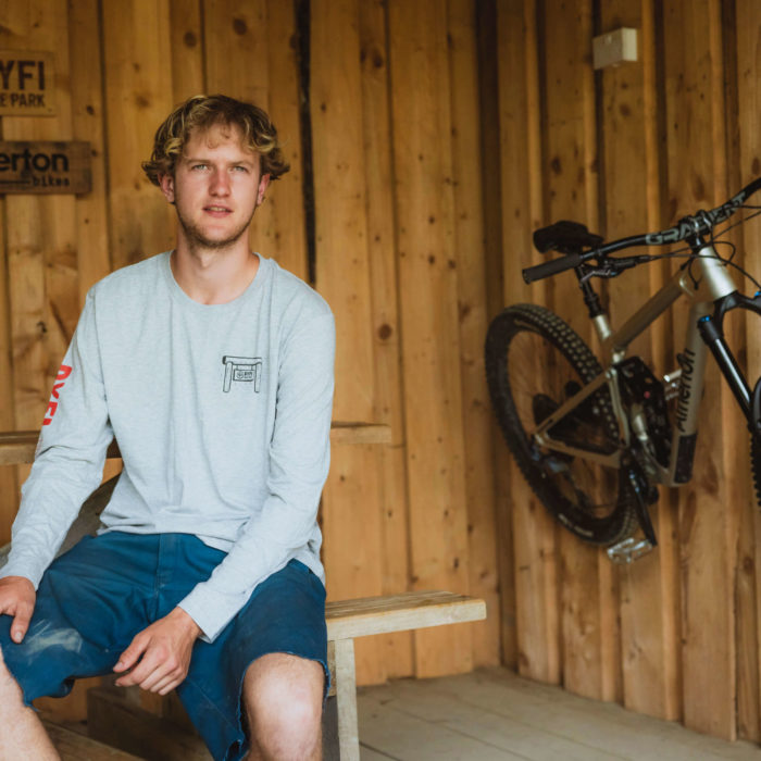 CEDAR LONG SLEEVE - GREY - DYFI BIKE PARK - T SHIRT