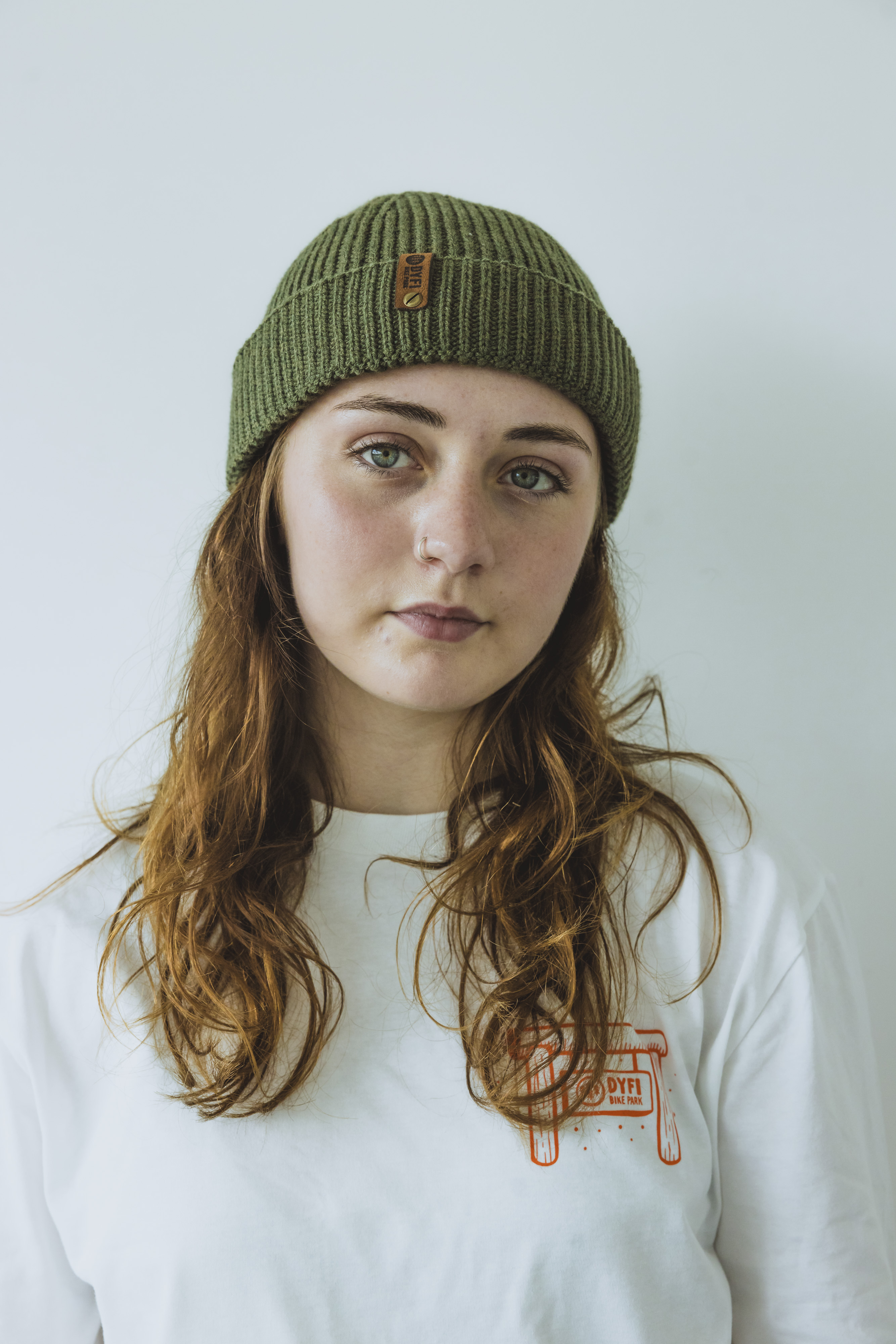 Dyfi Beanie - classic collection for women in olive green