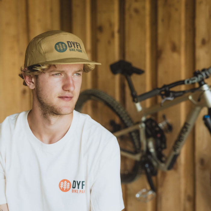 Dyfi Olive Cap - Worn by Dennis in Dyfi Bike Park